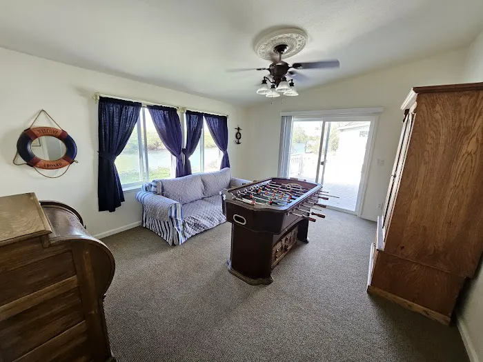 Great Room Bungalow Picture 2