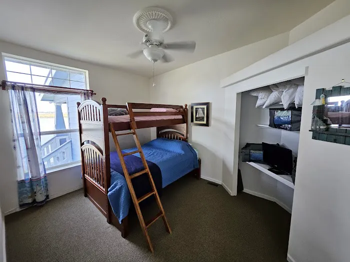 Great Room Bungalow Picture 6