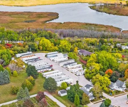 Lake Bluff Manufactured Home Community