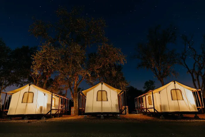 Wildhaven Sonoma Glamping Picture 2