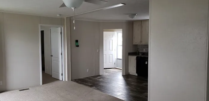 Sunset Village MHC LLC Picture 9