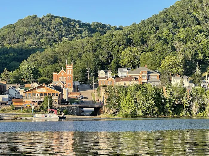 Bass Camp Resort Picture 1