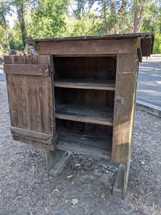 Cole Creek Campground Picture 6