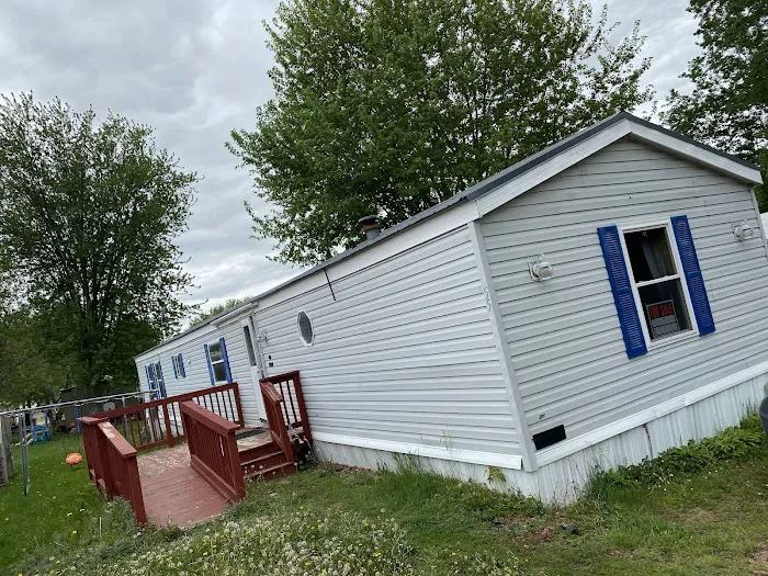 Marathon City Mobile Home Community Picture 2