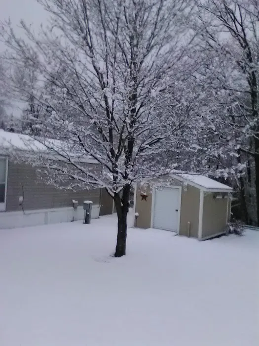 Lazy Acres Manufactured Home Community Picture 7