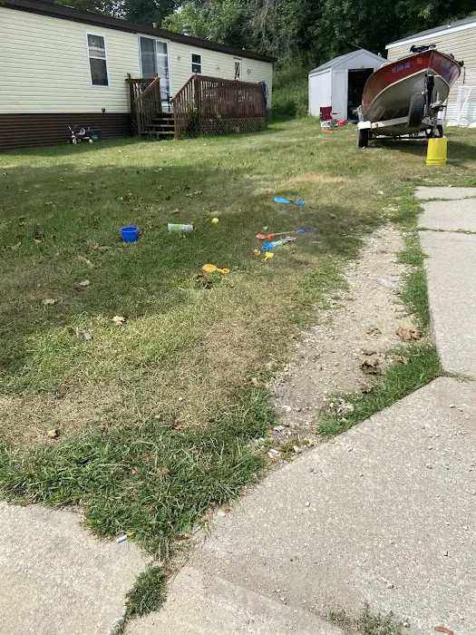 Willow Ridge Mobile Home Park Picture 4