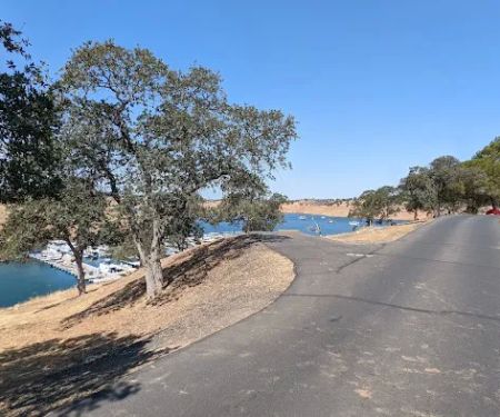 Don Pedro Lake, Fleming Meadows Campground
