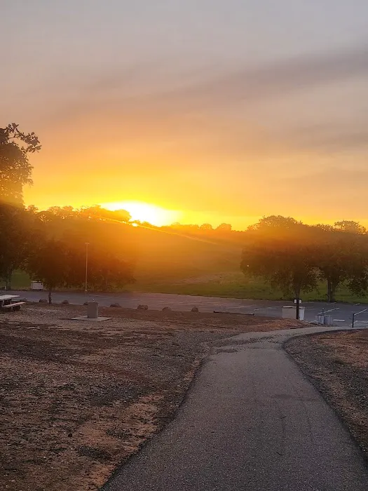 Lake Don Pedro - Fleming Meadows Entrance Picture 10