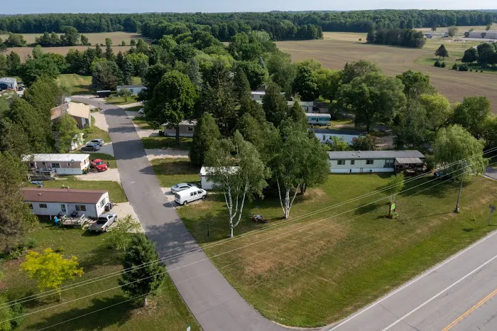 Cherry Estates Mobile Home Park Picture 3