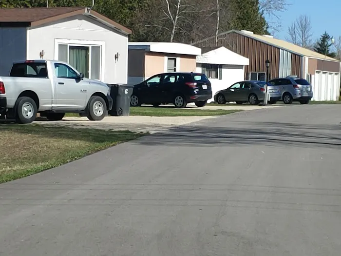 Cherry Estates Mobile Home Park Picture 6
