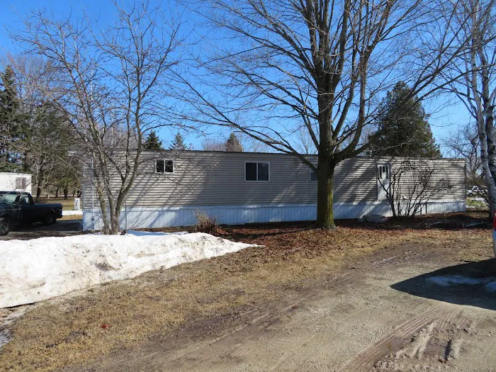 Cherry Estates Mobile Home Park Picture 10