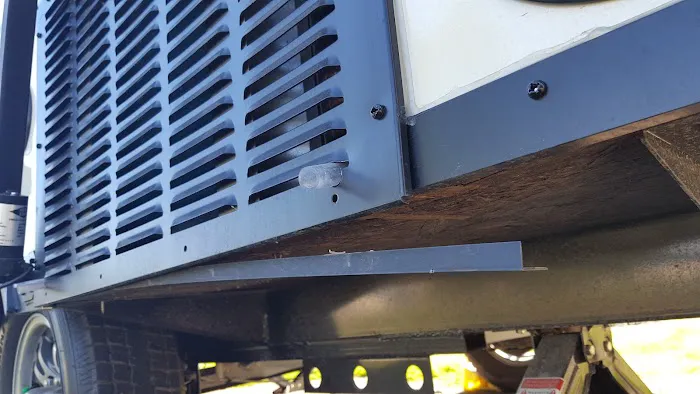 Colonial Terrace Picture 5