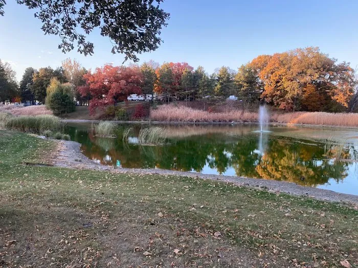 River Oaks RV Park Picture 3