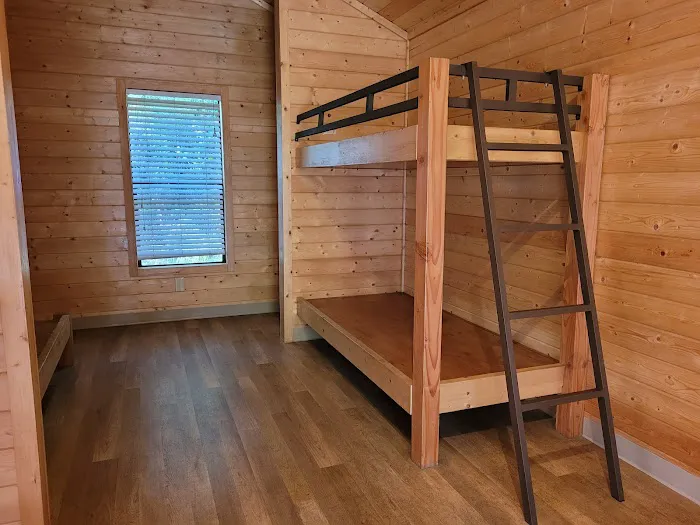 Madrone Cabin Area Picture 2
