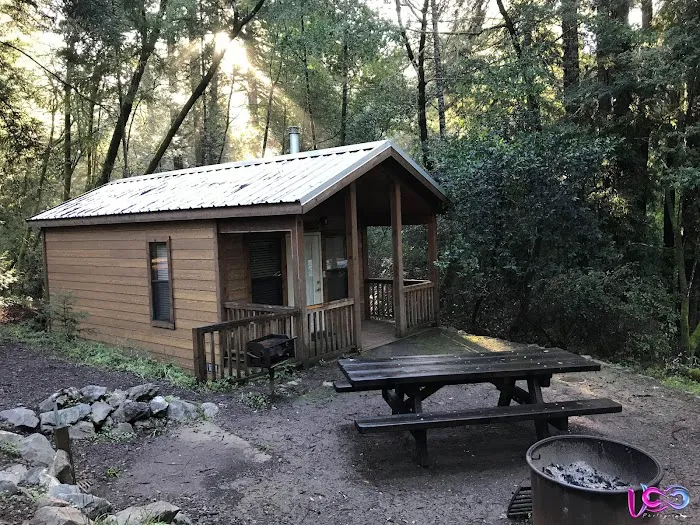 Madrone Cabin Area Picture 10