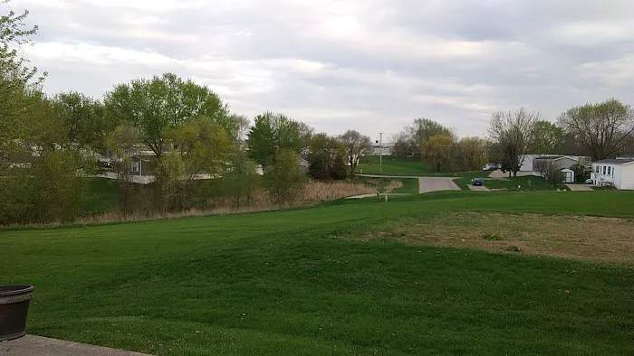 Wheel Estates Mobile Home Park and Self Storage Picture 8