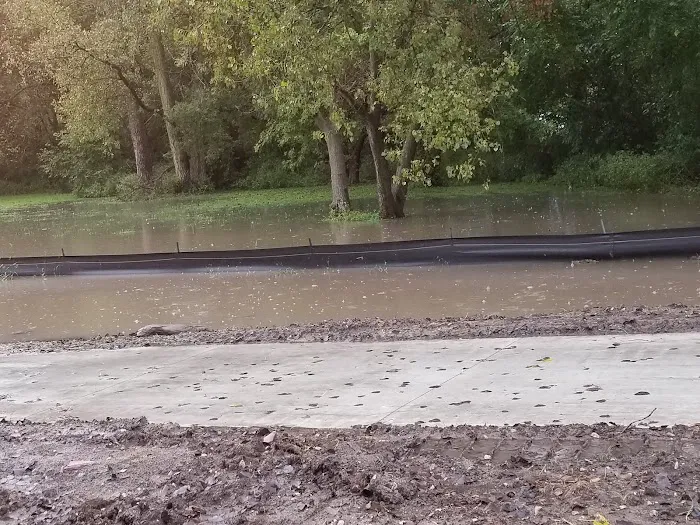 Pleasant Valley Mobile Park Picture 10