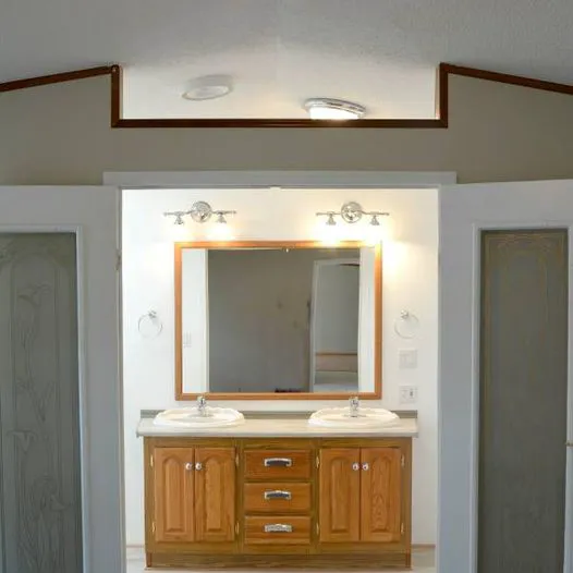 Grandlakeview Senior MHCs Picture 5