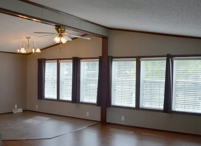 Grandlakeview Senior MHCs Picture 10