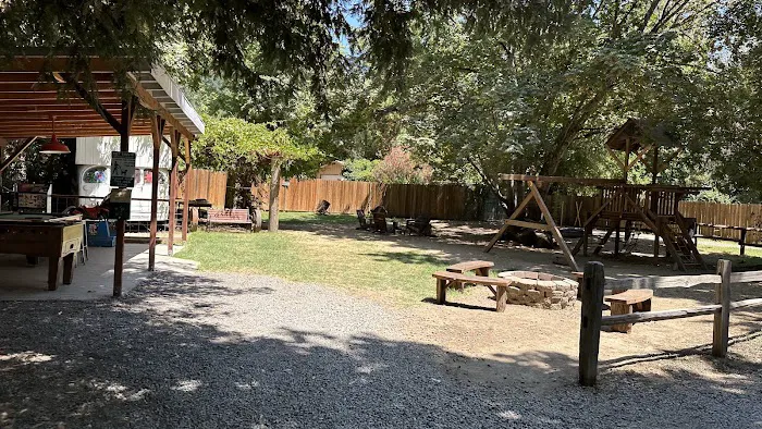 Hilton Park Family Campground Picture 5