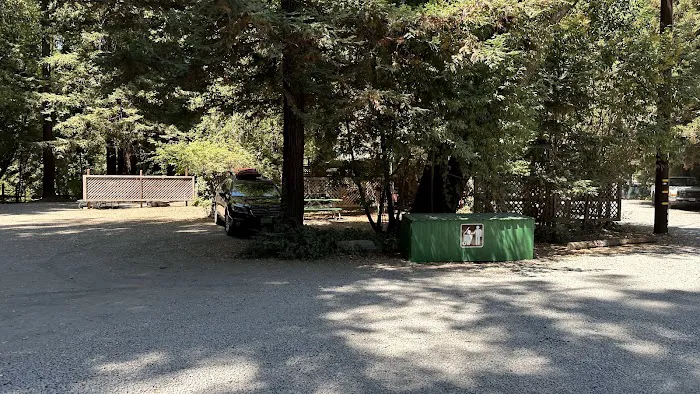 Hilton Park Family Campground Picture 4