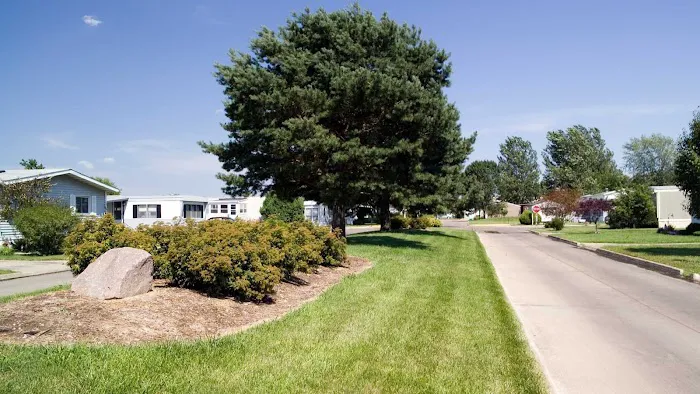 Autumn Ridge Picture 1