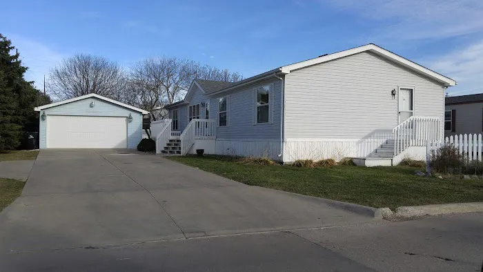 Autumn Ridge Picture 9