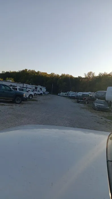 Oskaloosa RV Park Picture 3