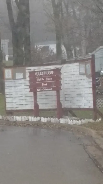 Grand View Mobile Park Picture 5