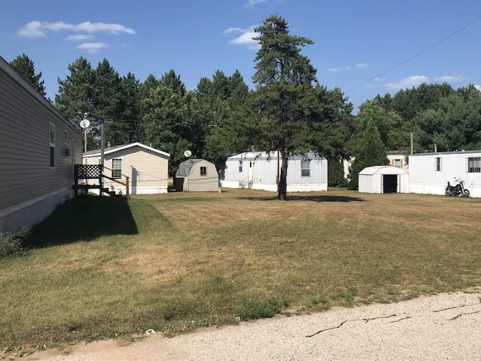 Westwood Meadows Manufactured Housing Community Picture 4