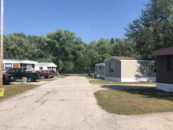 Westwood Meadows Manufactured Housing Community Picture 2
