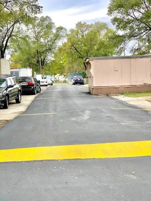 Radio City Mobile Home Park Picture 6