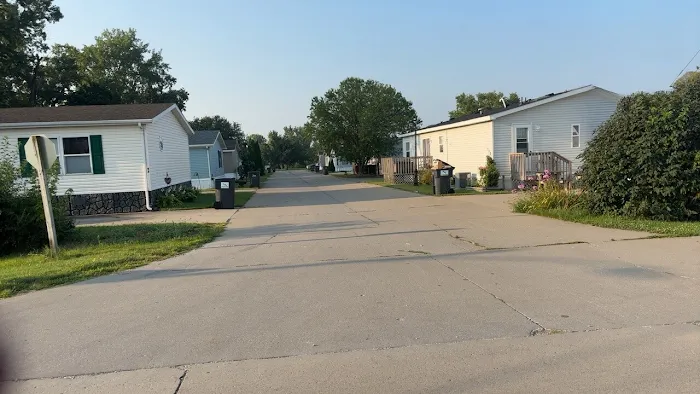 Mel Ray Mobile Home Community Picture 9