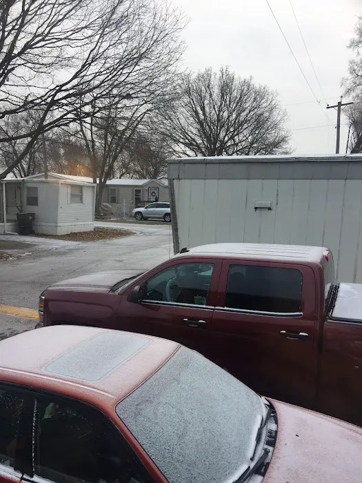 Mel Ray Mobile Home Community Picture 5