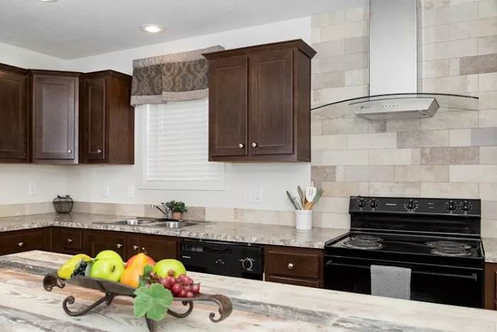 New Horizons Mobile Home Community Picture 9