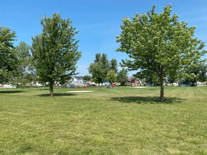 New Horizons Mobile Home Community Picture 6