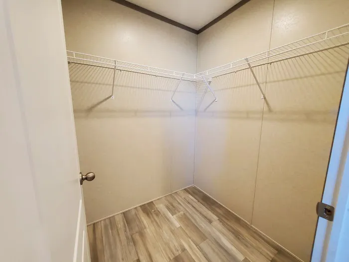 New Horizons Mobile Home Community Picture 2