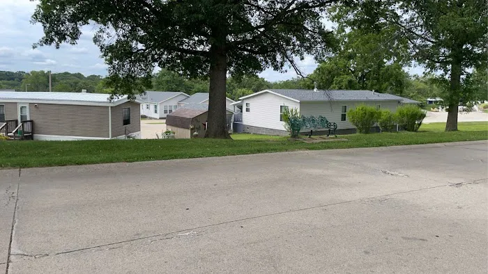 Leisure Living Picture 2