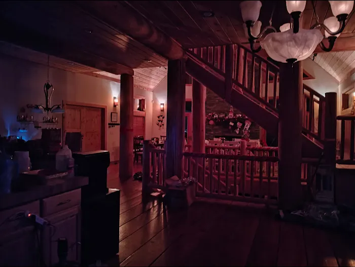 Log Mansion Ranch Picture 5