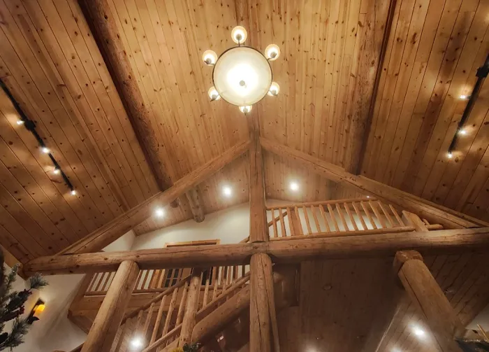 Log Mansion Ranch Picture 6