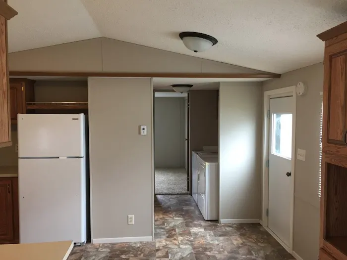 Hastings Terrace Mobile Home and RV Park Picture 9