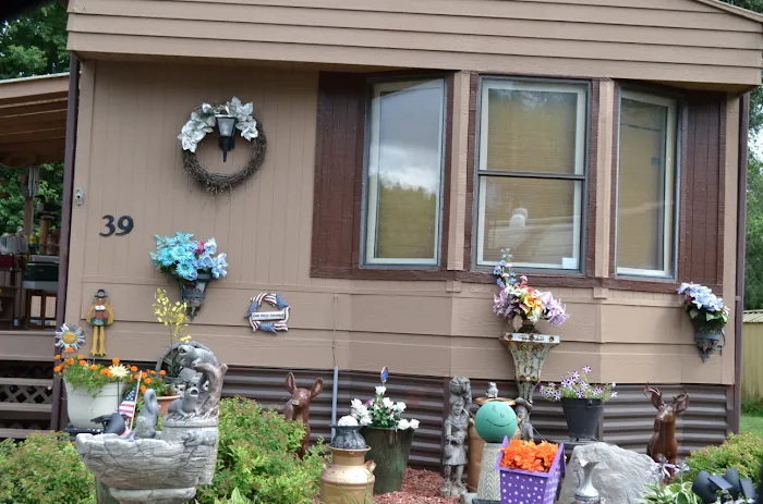 Hastings Terrace Mobile Home and RV Park Picture 10