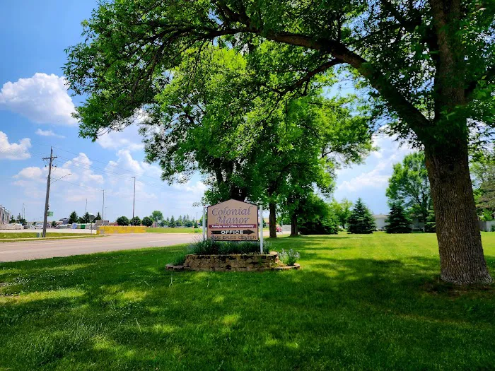 Colonial Manor Picture 6