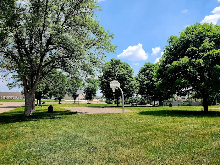 Colonial Manor Picture 10