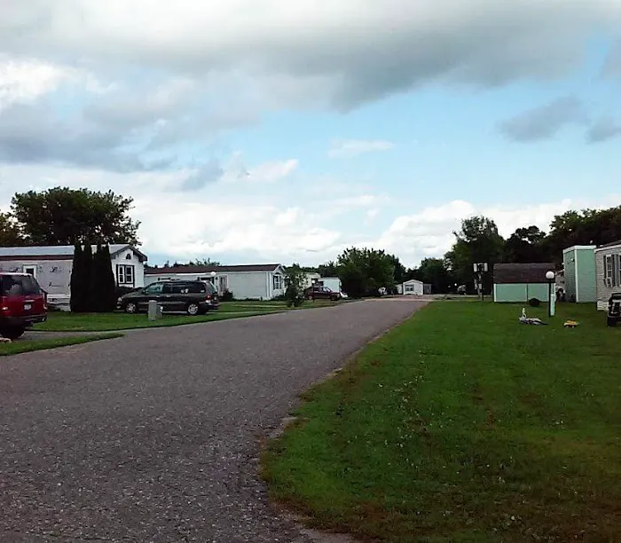 Riverside Mobile Home Park Picture 6