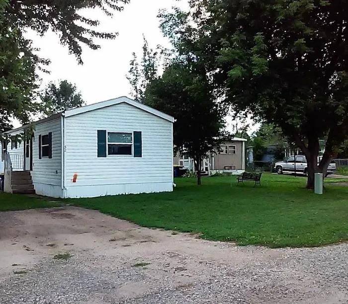 Riverside Mobile Home Park Picture 9