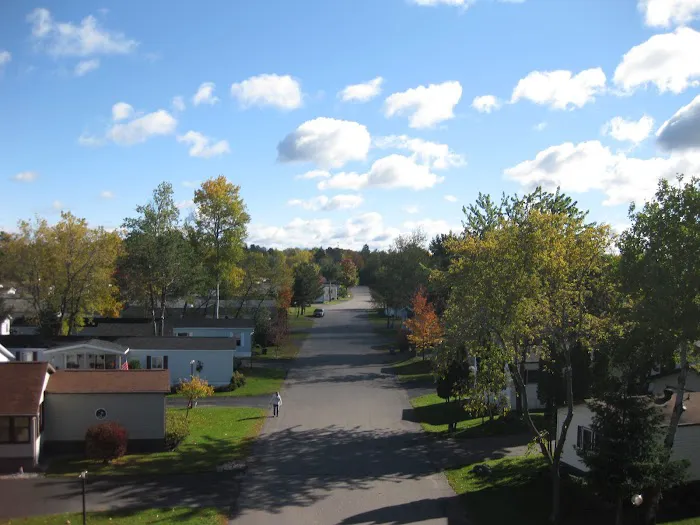 Edgewater Homes Inc Picture 3