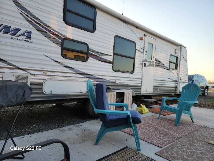 Latitudes RV Resort Picture 1