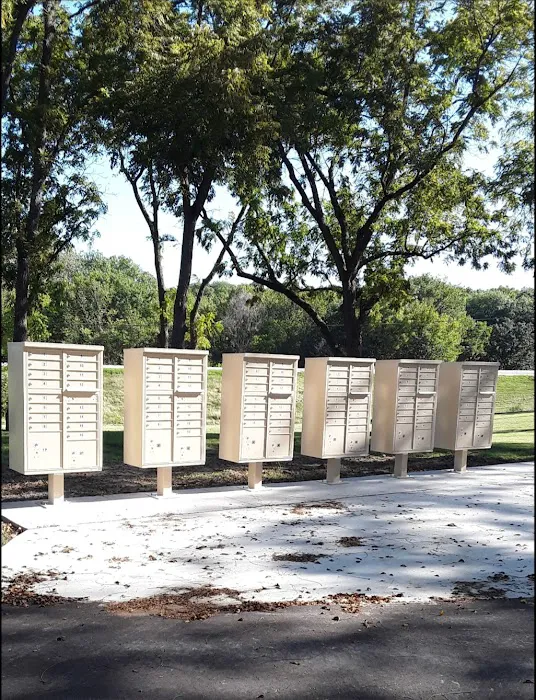 Prairie Village Mobile Home Community Picture 9