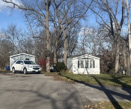 Prairie Village Mobile Home Community